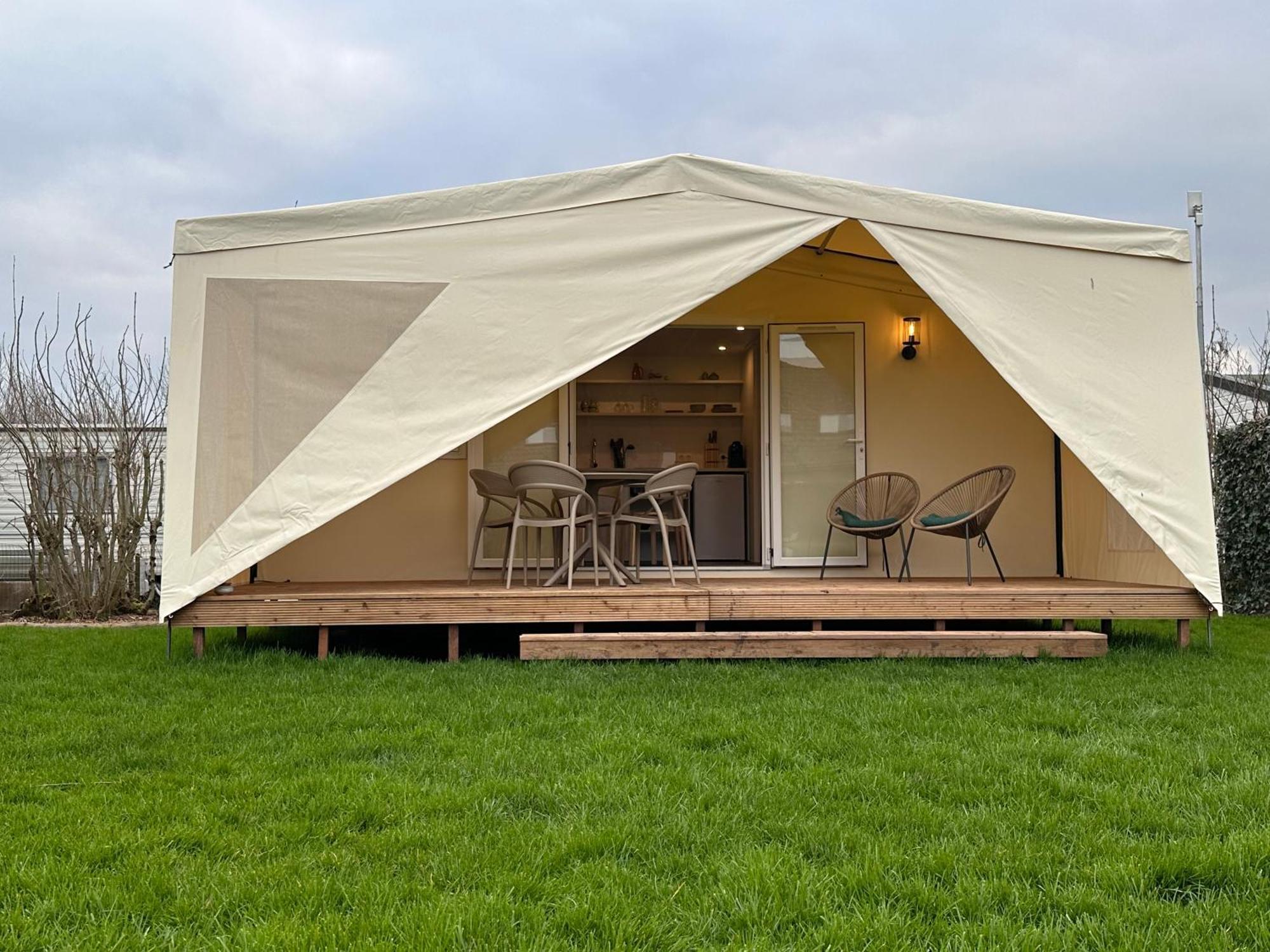 Glamping De Hof Van Eeden Warmond Kültér fotó