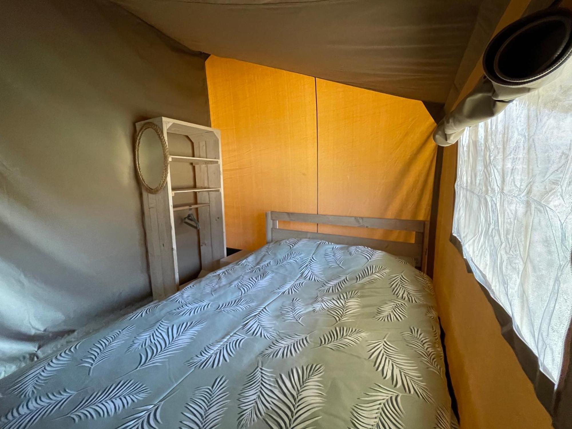 Glamping De Hof Van Eeden Warmond Kültér fotó